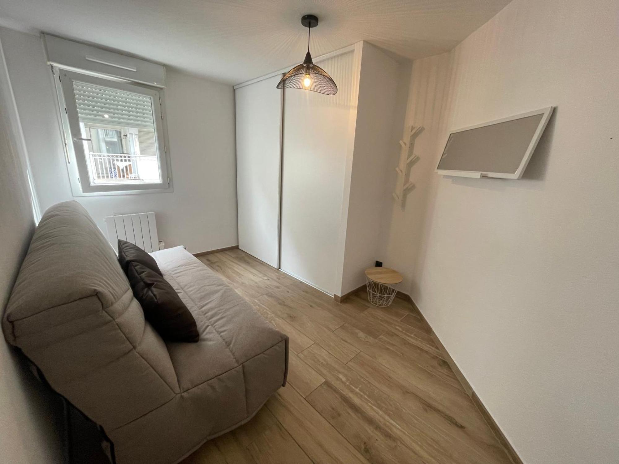L'Amandier - Clim Et Parking - Apartment Сет Екстериор снимка